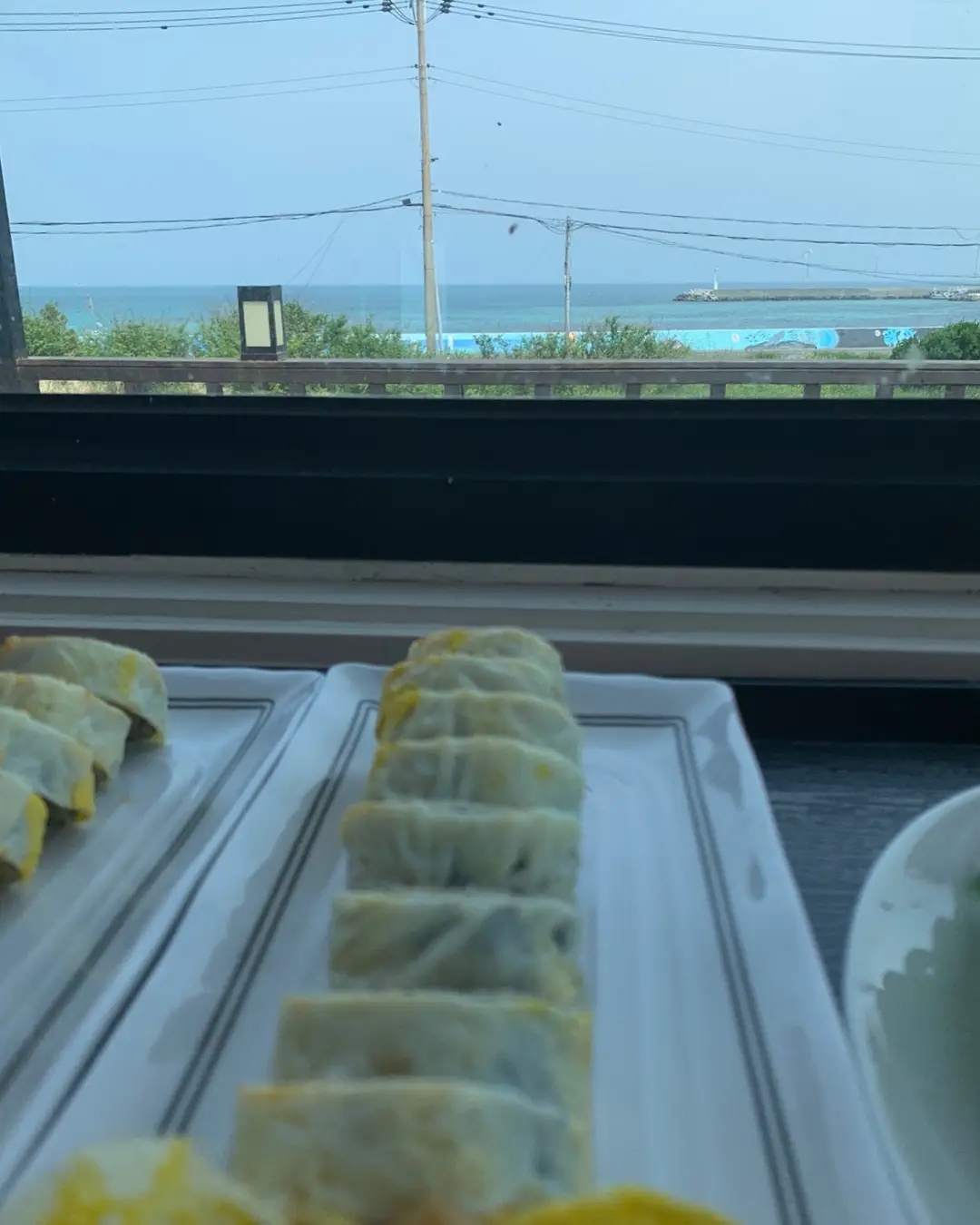 어딘지 모르는 김밥집