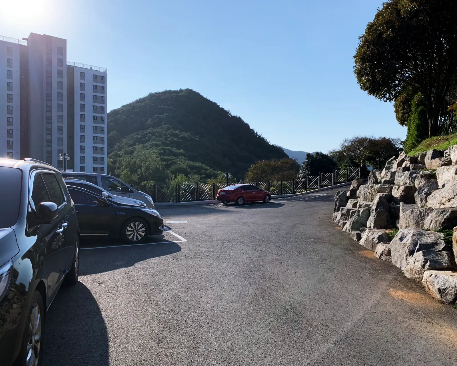 순천 애견동반 정원 카페 캐슬브릿지 주차장 이미지