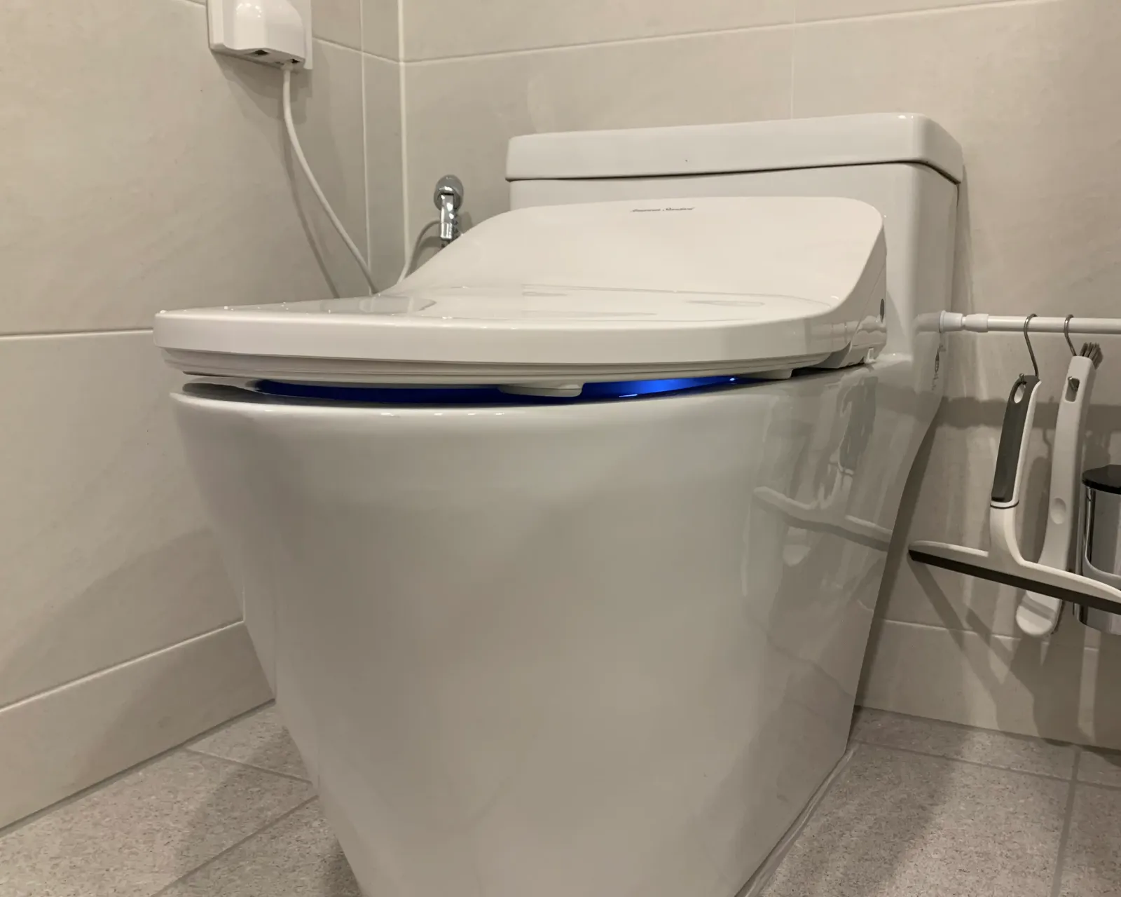 아메리칸 스탠다드 뉴 패밀리R 비데